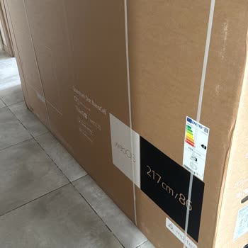 LG Hasarlı Ürün Satarak Müşterisini Kollamıyor