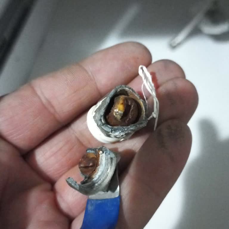 İhlas Su Arıtma Cihazı Musluğu Paslanıyor