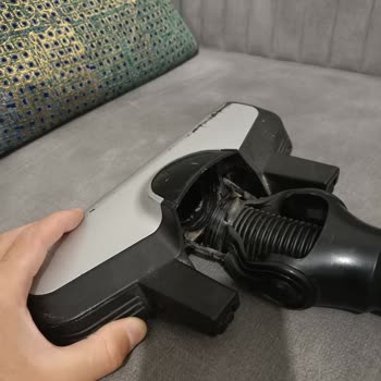 Bosch Elektrikli El Aletleri Bosch BCS612KA2 Şarjlı Süpürgenin Kırılan Turbo Başlığı