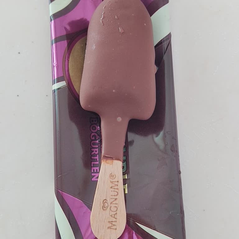 Yarısı Olmayan Magnum Mini