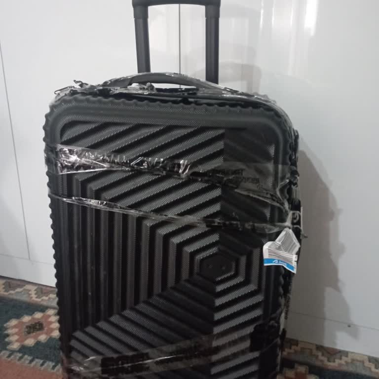 AJet (Anadolu Jet) A. Jet İle Seyahat Ettim Valizim Kırık Geldi