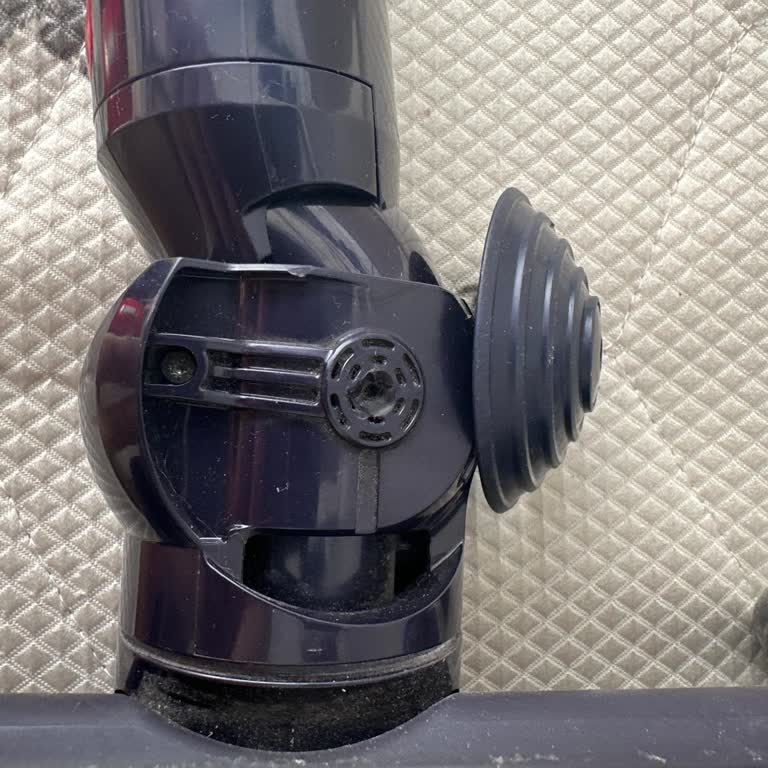 Dyson Gen5 Halı Aparatı Kırık Parçası