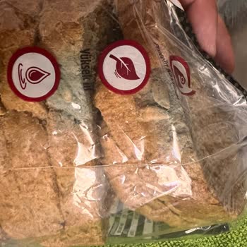 Migros Hemen Siparişimdeki Ekmek Küflü Çıktı