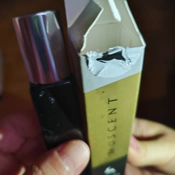 Muscent Perfume Çatlak Şişe