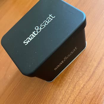 Saat Ve Saat Teneke Kutuda Saat Gönderilmesi