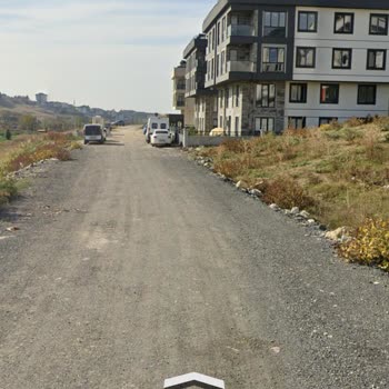 Beylikdüzü Belediyesi Sokakta Asfalt Yok!