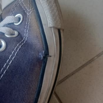 SuperStep Ve Converse Fiyaskosu: Kalitesiz Ayakkabı Ve Kötü Hizmet