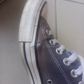 SuperStep Ve Converse Fiyaskosu: Kalitesiz Ayakkabı Ve Kötü Hizmet