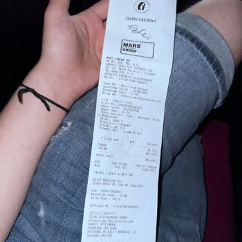 İzmir Forum Bornova Paribucineverse Ses Düşüklüğü Olumsuz Deneyim