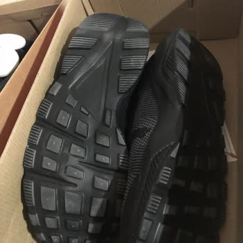 FLO Ayakkabı FLO Mağazalarına Dikkat