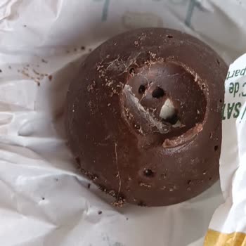 Nestle Çikolatanın İçinde Kurt Çıktı