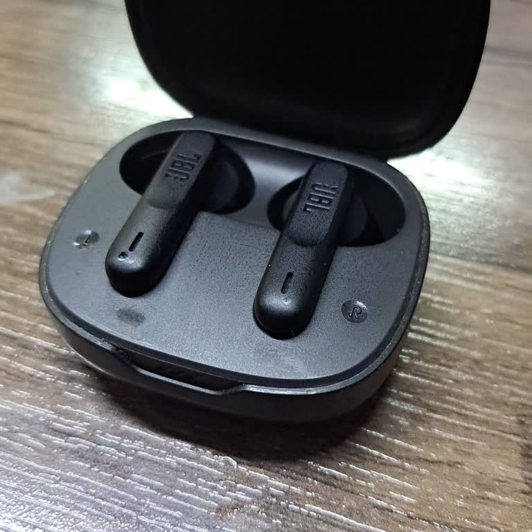 JBL Kulaklıkta Konuşma Mikrofon Problemi