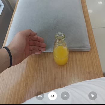 Xiaomi Redmi Note 10S Telefonumun Ön Kamerası Siyah Beyaz Gösteriyor