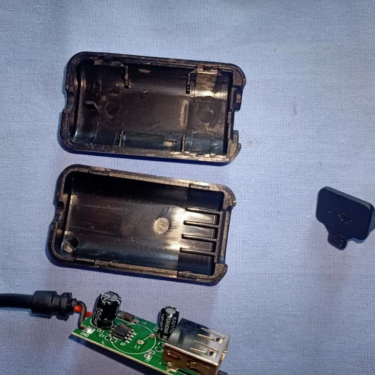 Kaan Elektronik (İstanbul) Elektronik Telefon Tutucu Değerlendirmesi