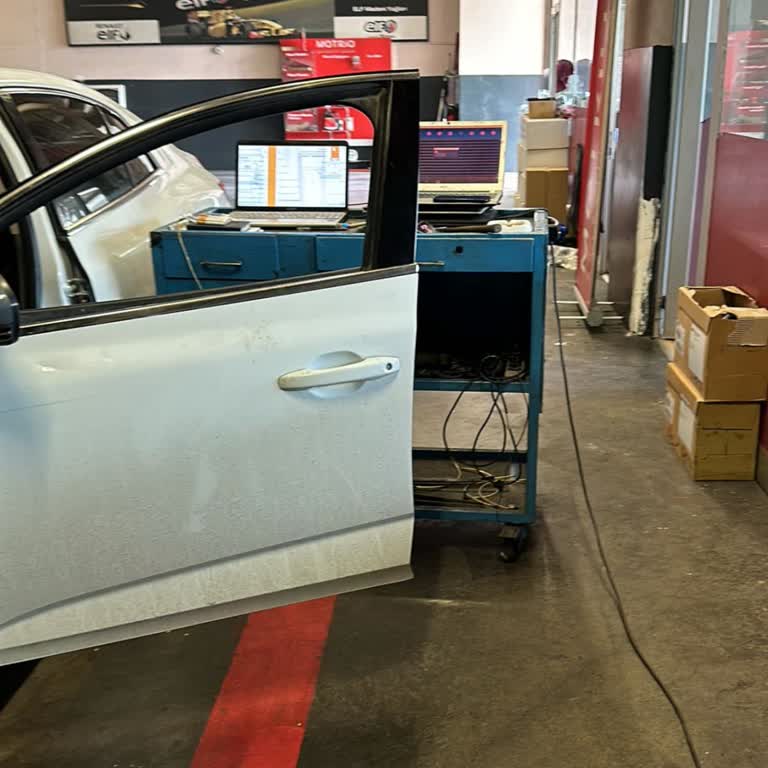 Renault Megane 1.6 Benzinli Manuel Gaz Kesme Sorunu