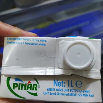 Pınar Süt Bozuk Çıktı Ve Tüketim Tarihi Yok Üzerinde