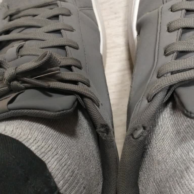 Yeni Aldığım Puma Marka Ayakkabı Dağılıyor