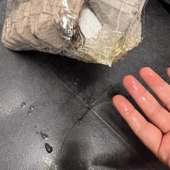 Migros'un Su Gibi Akan Kırık Yumurtası