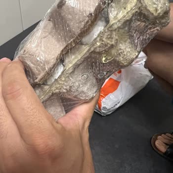 Migros'un Su Gibi Akan Kırık Yumurtası