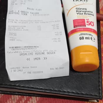 Kusurlu Ürün A101 ( Güneş Koruyucu Yüz Kremi )