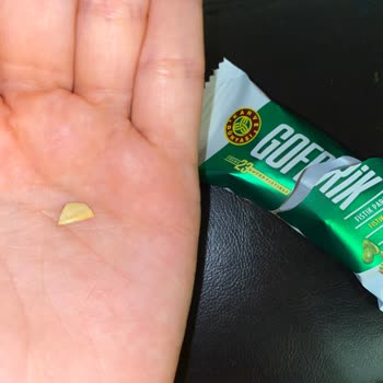 Kahve Dünyası Gofrik Ürününde Fıstık Kabukları Sorunu