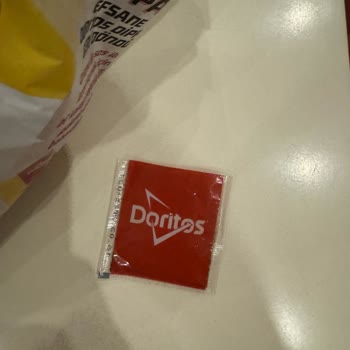 Doritos Dippas İçinden Çıkan Sos Paketi Boş