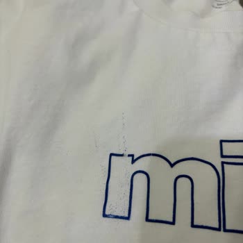 Mavi T-shirt Logosu Söküldü