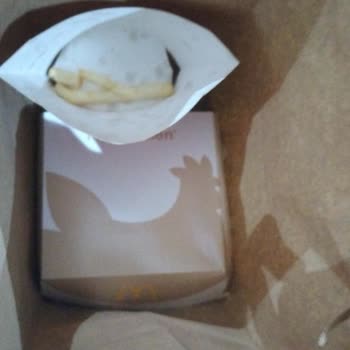 McDonald's Sihirli Patatesler Uçtu Galiba...