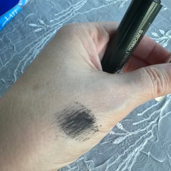 Disappointed with Clinique Morning and Night Set Mascara Quality