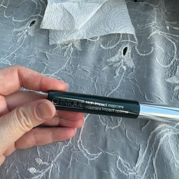 Disappointed with Clinique Morning and Night Set Mascara Quality