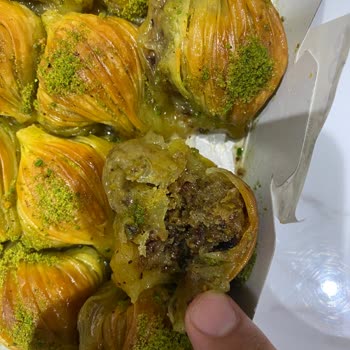 Carrefour SA Baklavadan Taş Çıktı