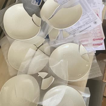 Madame Coco Yemek Takımı Kırık Geldi