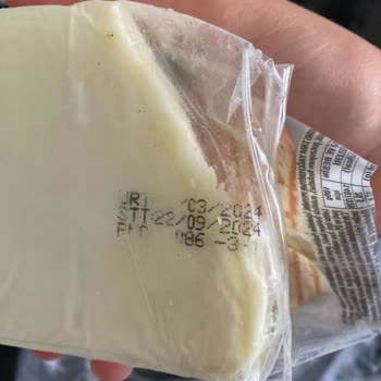 Harras Tost Peyniri Küflü Çıktı