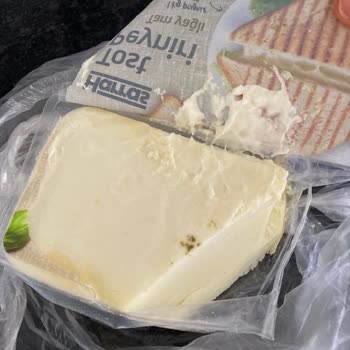 Harras Tost Peyniri Küflü Çıktı