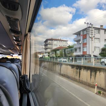 Metro Turizm İle Kabus Gibi Seyahat: Trafikte Mahsur Kaldık!