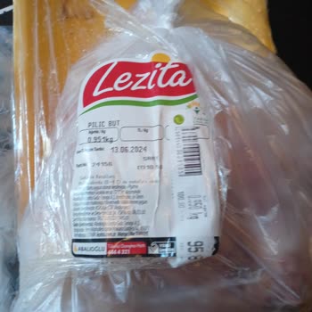 Lezita Carrefour'dan Bozuk Ve Kokmuş Tavuk Eti Satışı