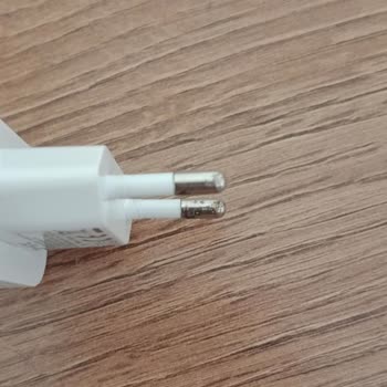 Omix Şarj Aleti Yanması