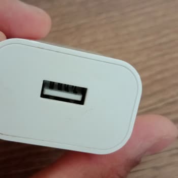 Omix Şarj Aleti Yanması