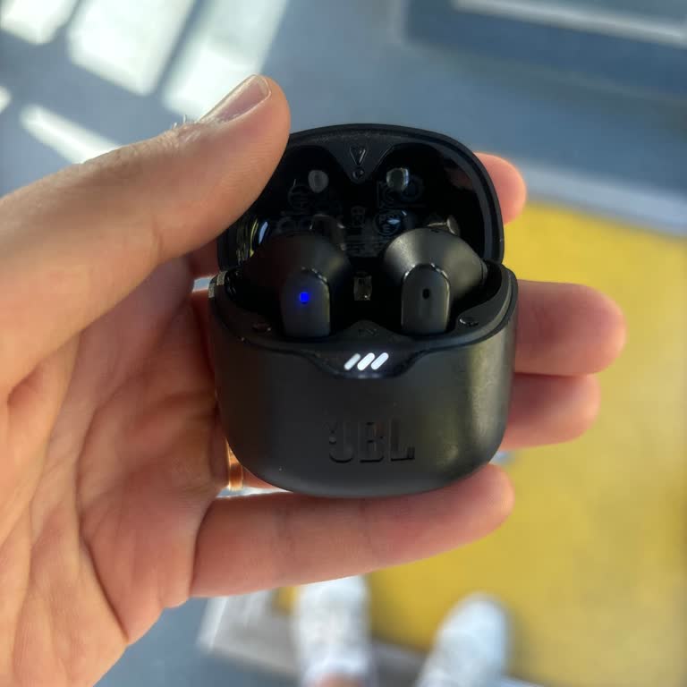 JBL Sağ Kulaklık Çalışmıyor