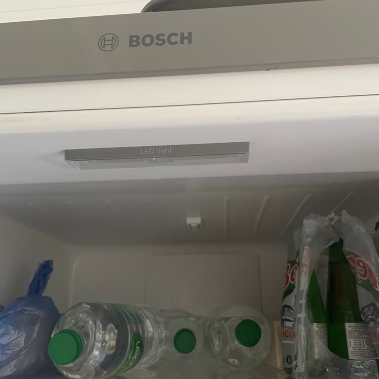 Bosch Buzdolabı KGN56VI30N LED Sorunu