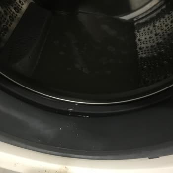 Bosch Çamaşır Makinesi 1 Sene Dolmadan 2 Sefer Bozuldu