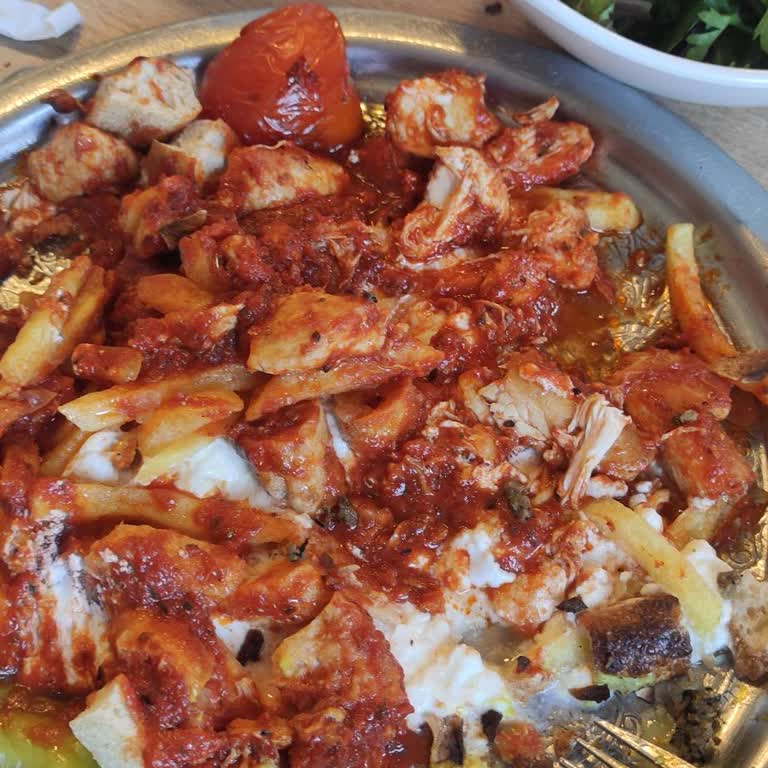 Mabel Kafe (Ankara) Taze Olmayan Yemek Ve Kötü Hizmet Deneyimi