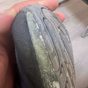 Adidas Ultra Boost Ayakkabı Sorun