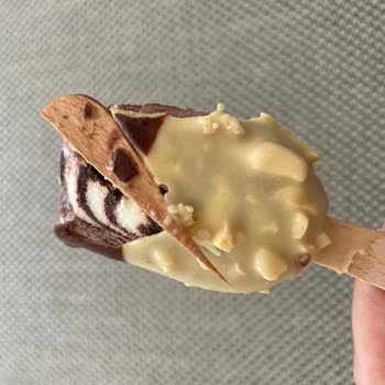 Magnum Dondurma İçinden Yabancı Cisim Çıktı