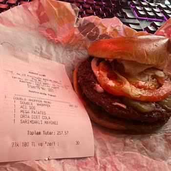 Tıkla Gelsin Ben Artık Whopper Yemek İstiyorum