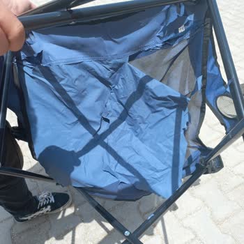 Lara İç Ve Dış Ticaret A.Ş Bir Oturumda Parçalanan Kamp Sandalyeleri