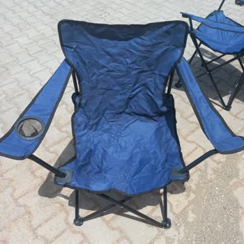 Lara İç Ve Dış Ticaret A.Ş Bir Oturumda Parçalanan Kamp Sandalyeleri