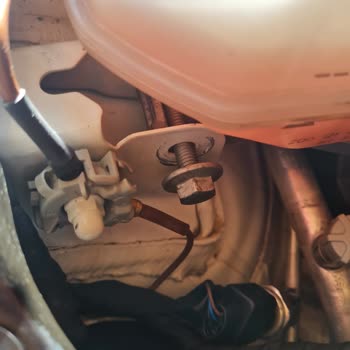 Volkswagen Sağlam Arabamı Bozuk Verdi.