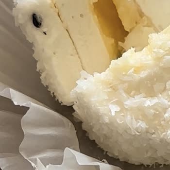 Lokum Atölyesi Lokumun İçinden Yanacı Cisim Çıktı.