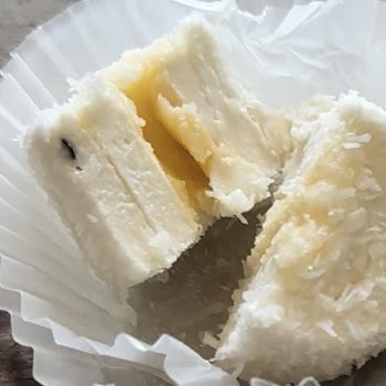 Lokum Atölyesi Lokumun İçinden Yanacı Cisim Çıktı.